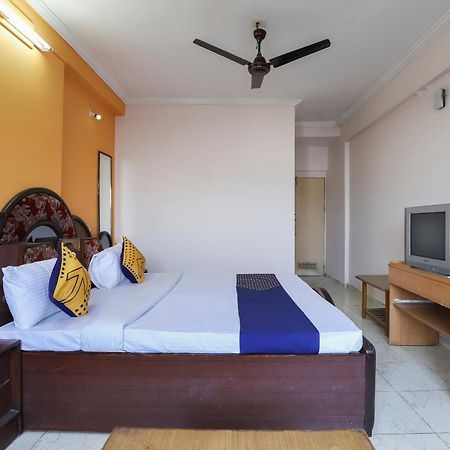 Spot On Hotel Shyam Inn Halol Экстерьер фото
